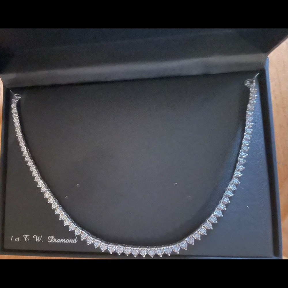 1 Carat Diamond Silver Necklace